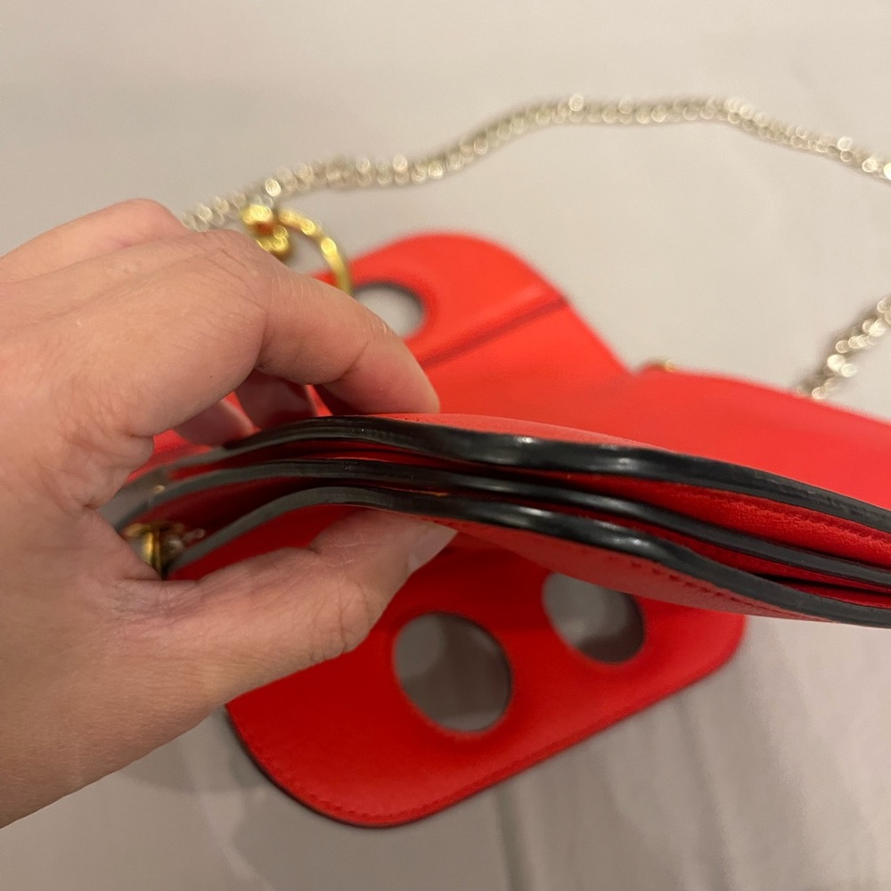 Authentic JW Anderson mini pierce bag - Picture 12 of 13